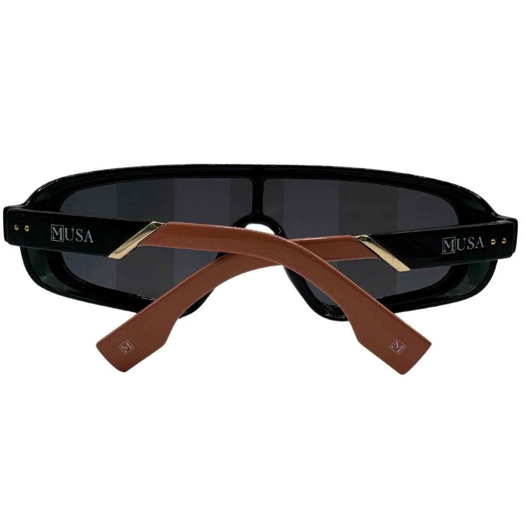 Side angle of Tema visor sunglasses